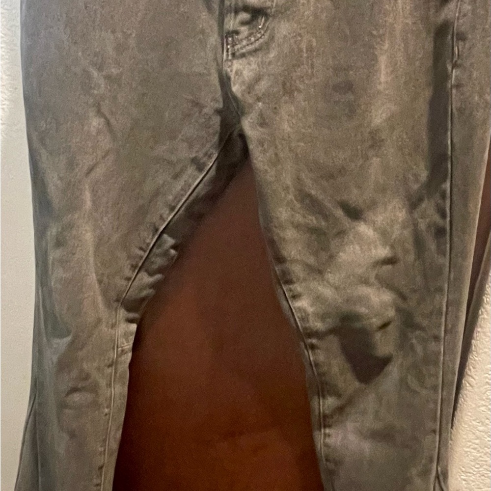Stylish Gray Pants